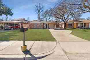 2221 Se 14th St - Photo 1 of 1