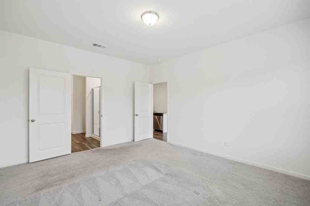 742 Camden Dr - Photo 7 of 11