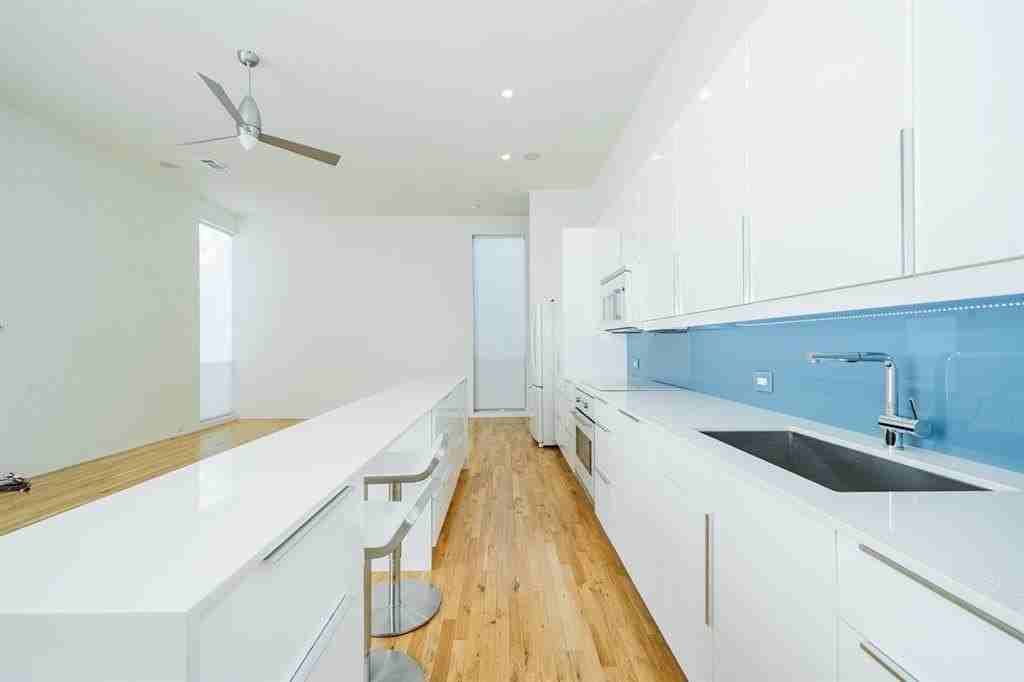 2325 Rusk Pl - Photo 5 of 27