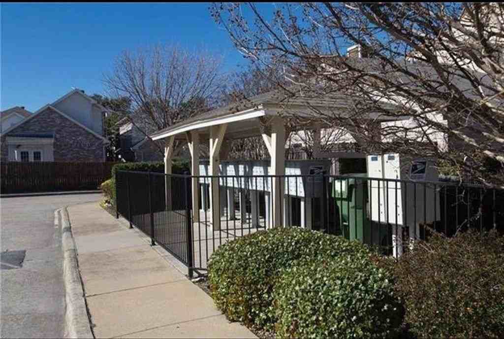 3934 Brandon Park Dr - Photo 4 of 25