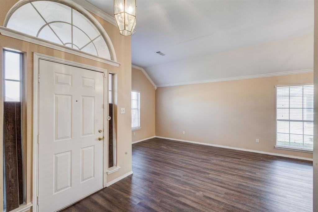 3844 Harrison Dr - Photo 5 of 25