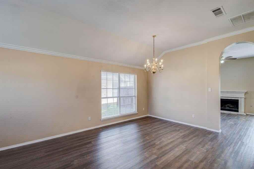 3844 Harrison Dr - Photo 6 of 25