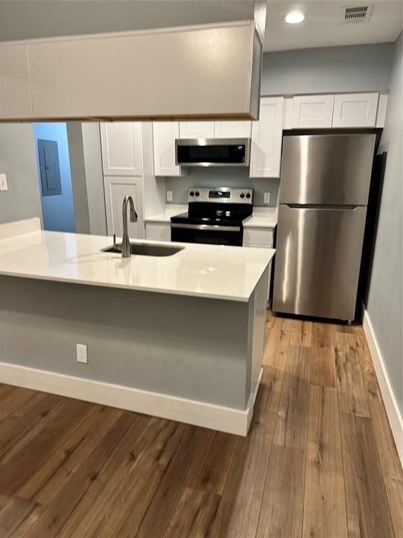 5820 Sandhurst Ln #D - Photo 7 of 12