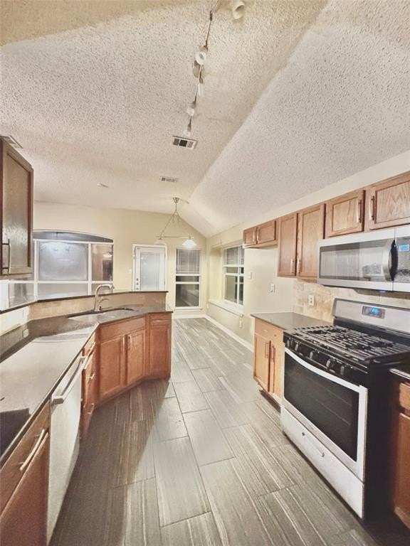 4005 Ridge Rock Dr - Photo 5 of 13