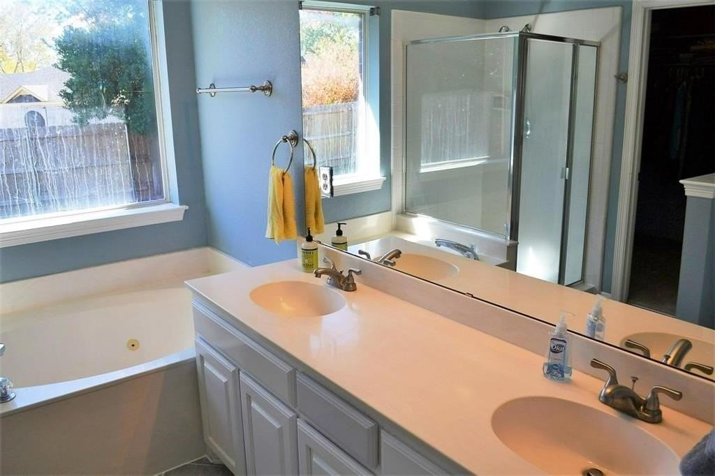 5004 Ivycrest Trl - Photo 6 of 17