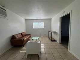 featured image of 1415 Sewell St #20