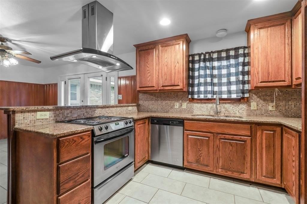 810 Linwood Dr - Photo 5 of 16