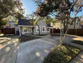 2521 N Garrett Ave - Photo 1 of 1