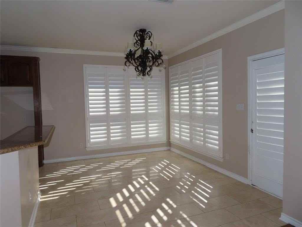 818 Hunters Gln - Photo 6 of 14