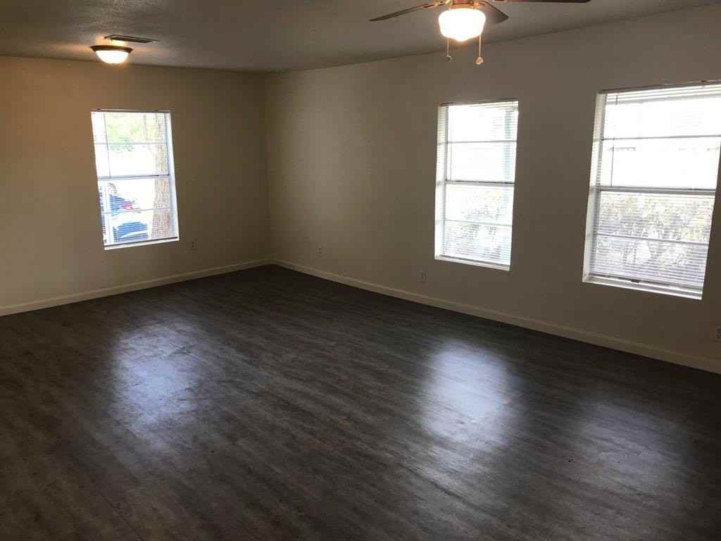 4441 Trippie St - Photo 5 of 22