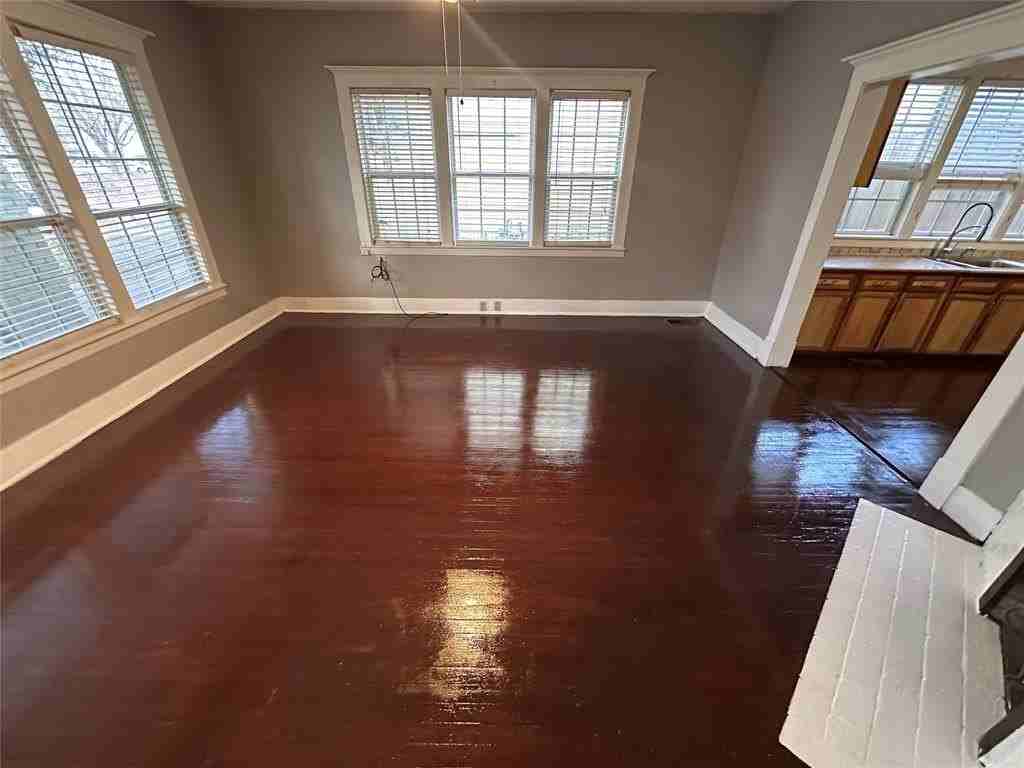 5614 Columbia Ave - Photo 2 of 20