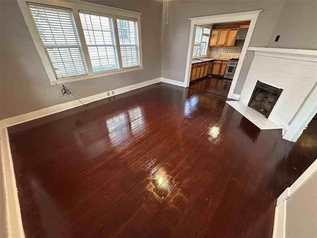 5614 Columbia Ave - Photo 3 of 20