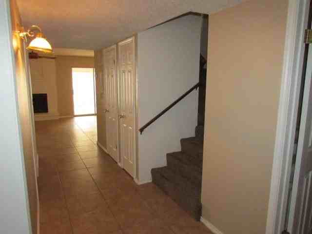 6208 Eastridge Rd - Photo 4 of 13