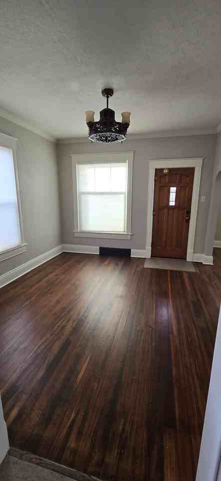 2505 Central Ave #1 - Photo 5 of 10