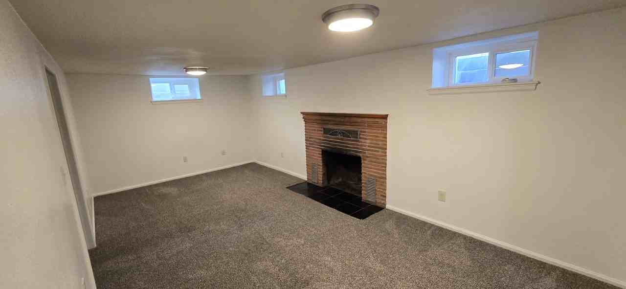 2505 Central Ave #1 - Photo 7 of 10