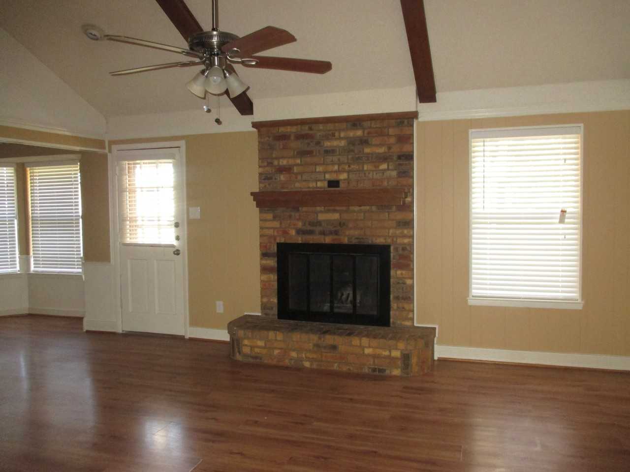 605 Porter Ave - Photo 2 of 19