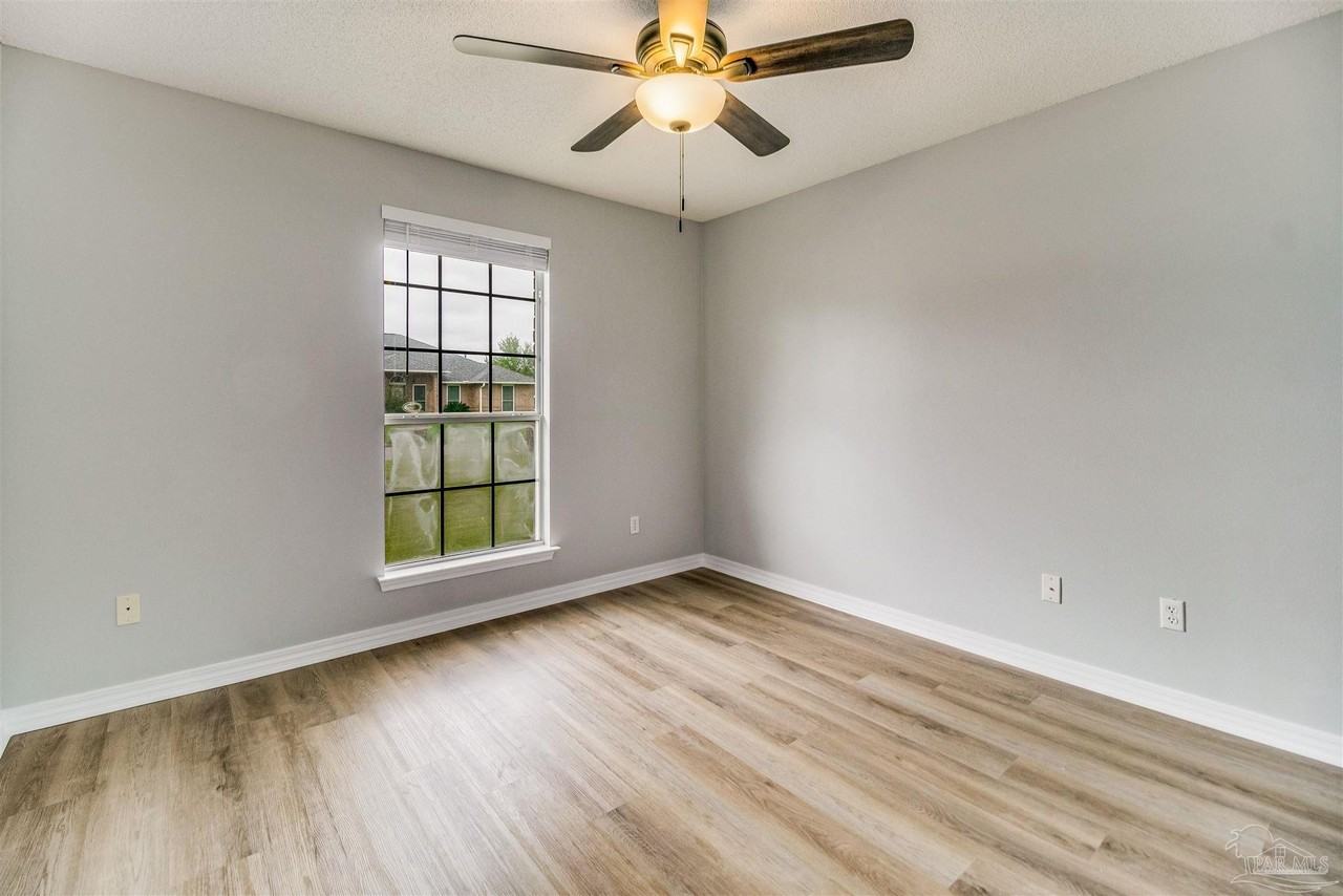 9144 Sebring Dr - Photo 4 of 42