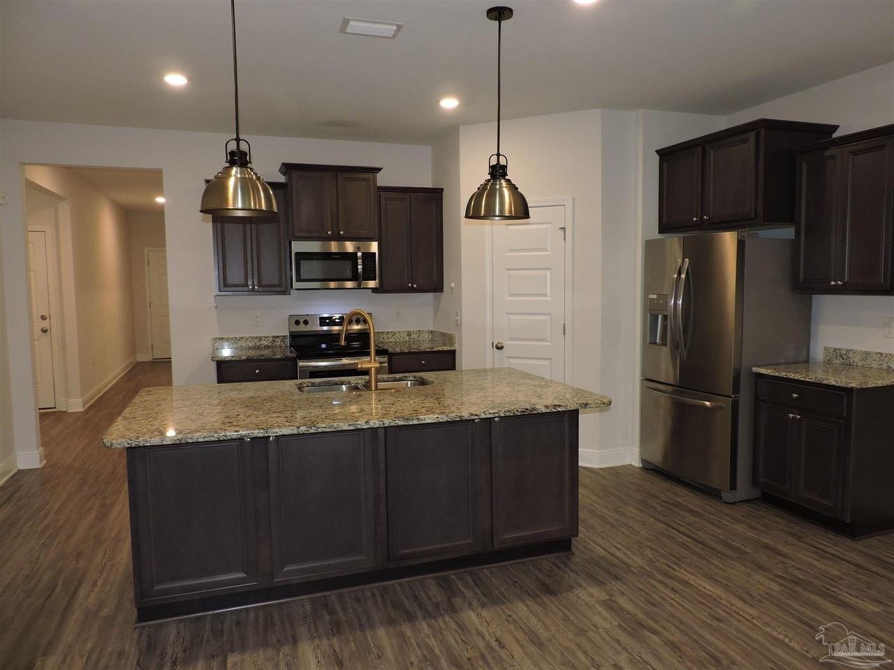 3777 Hawks Landing Cir - Photo 7 of 36