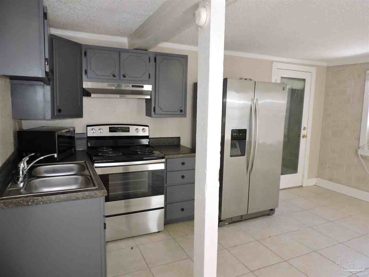 1414 E Jordan St #A - Photo 7 of 11