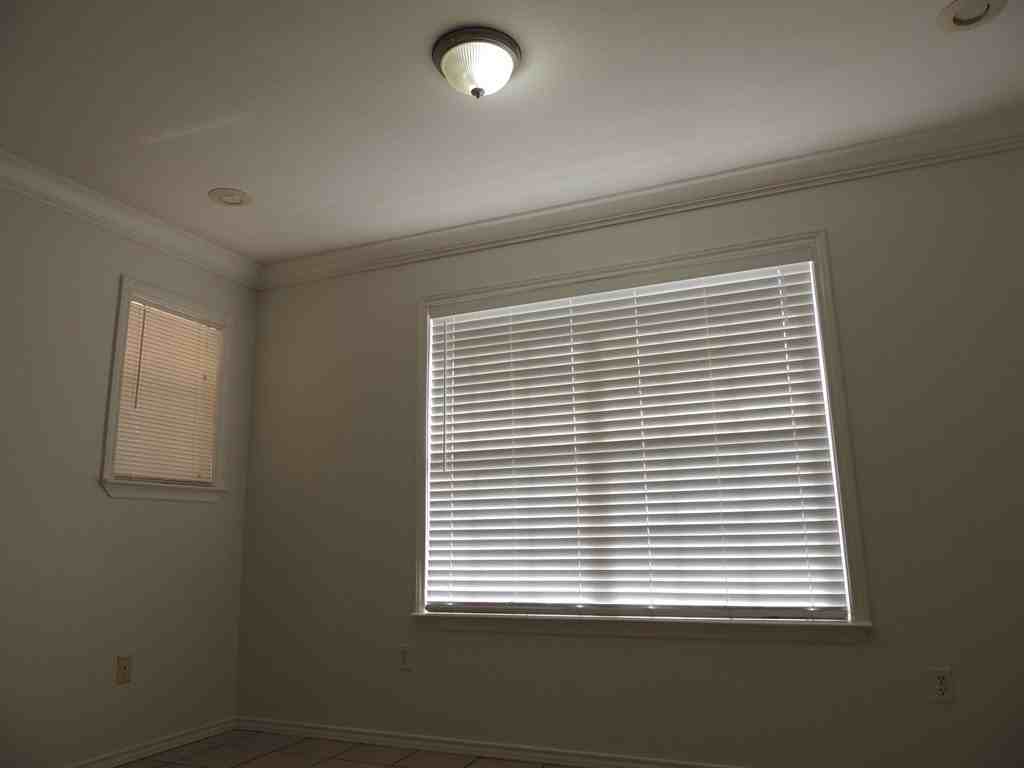 406 W Pine Ave - Photo 6 of 22