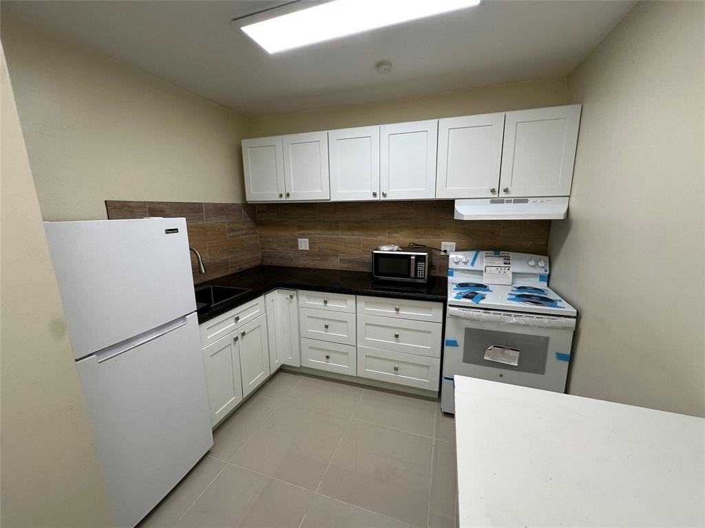 1101 Nw 7th Ave - Photo 3 of 17