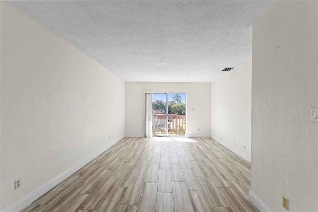 493 Nw 43rd St #8 - Photo 2 of 37