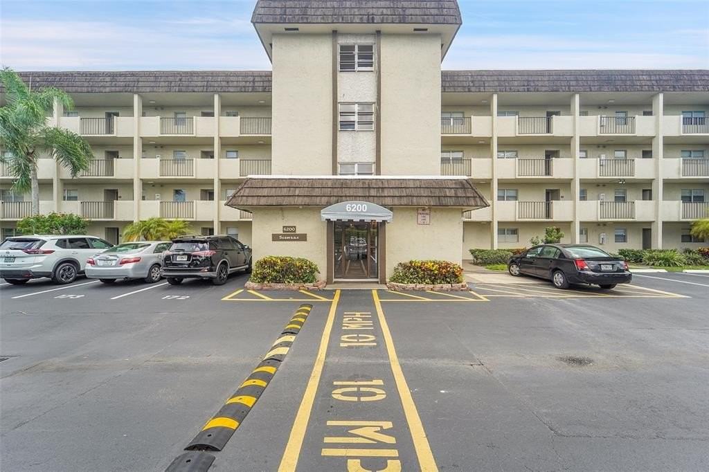 6200 Nw 44th St #106