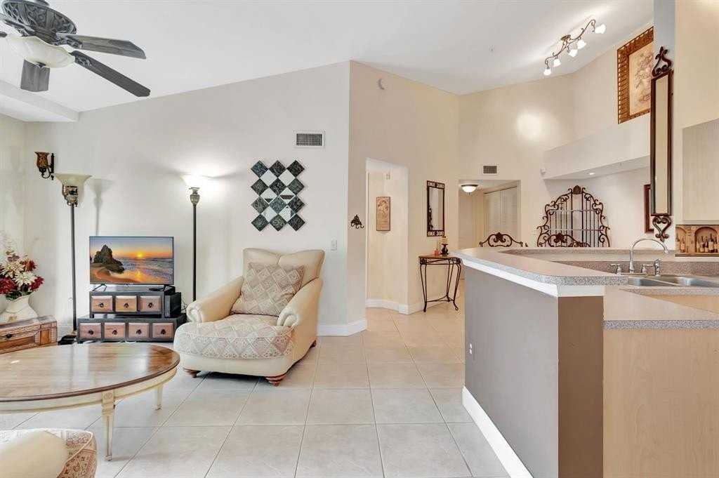 923 Villa Cir - Photo 6 of 41