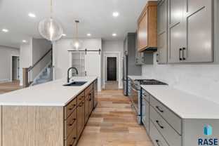 1137 E Thompson Pl - Photo 1 of 1