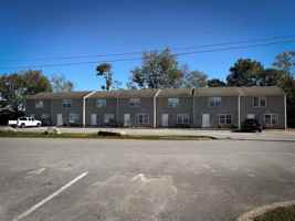 featured image of 1225 N Lee Dr #34