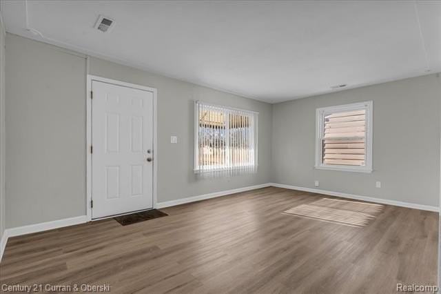 7011 Lozier Ave - Photo 3 of 17