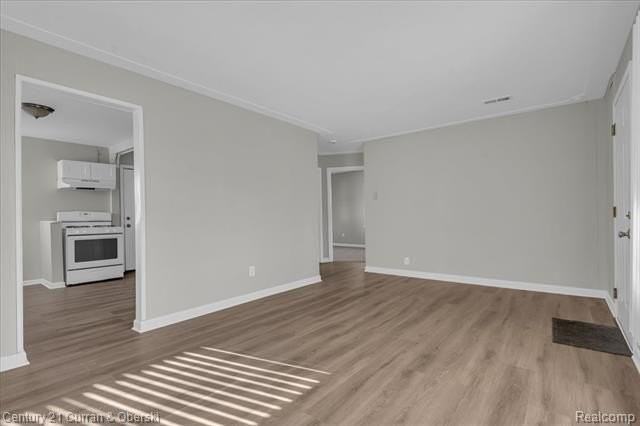 7011 Lozier Ave - Photo 5 of 17