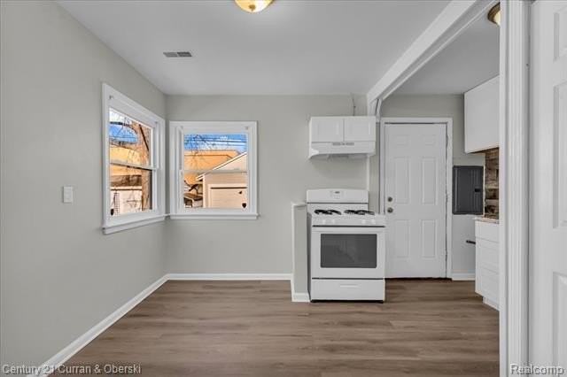 7011 Lozier Ave - Photo 7 of 17