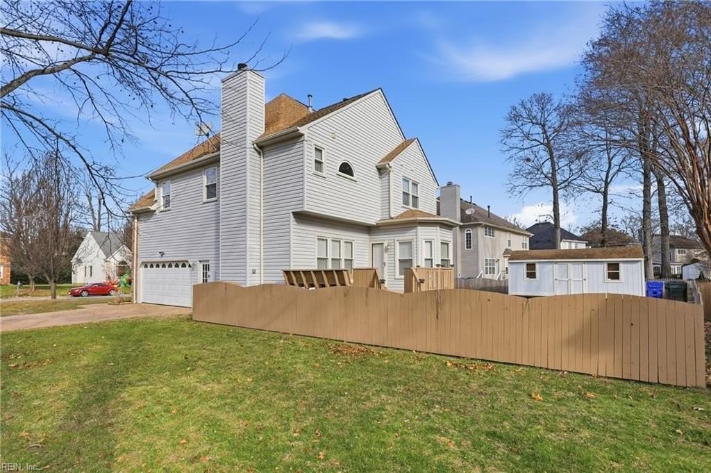 6300 Coachman Dr N - Photo 4 of 49