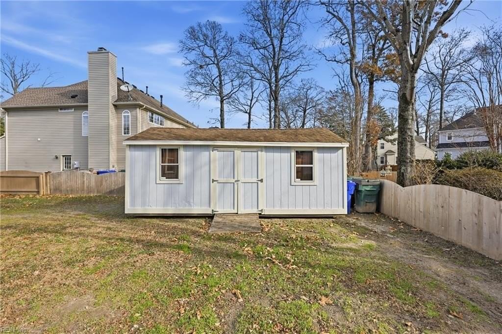 6300 Coachman Dr N - Photo 6 of 49