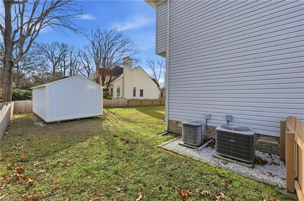 6300 Coachman Dr N - Photo 7 of 49