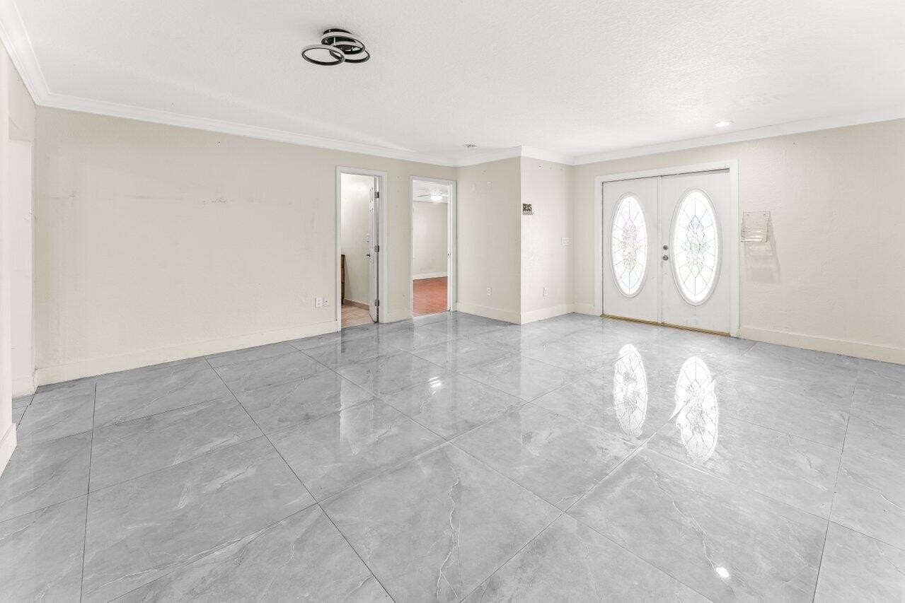 110 W Rubber Tree Dr #MAIN - Photo 6 of 30