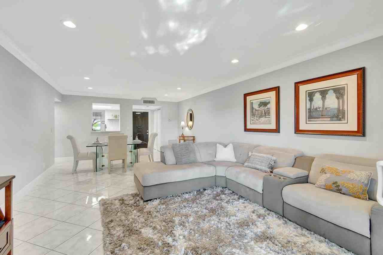 14823 Cumberland Dr #202