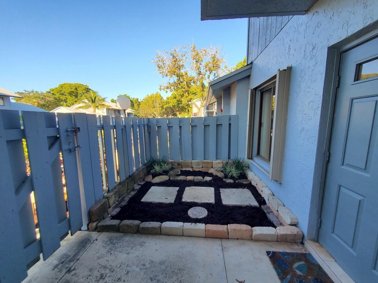 2445 Sw 22nd Ave #1020 - Photo 6 of 37