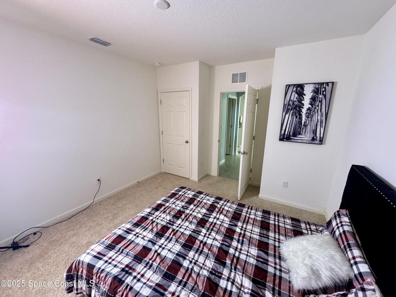 233 Bubbling Ln Nw - Photo 6 of 23