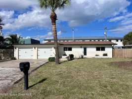 featured image of 230 7th Ave