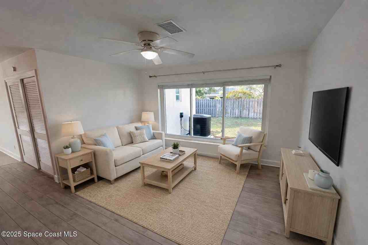 230 7th Ave - Photo 5 of 15