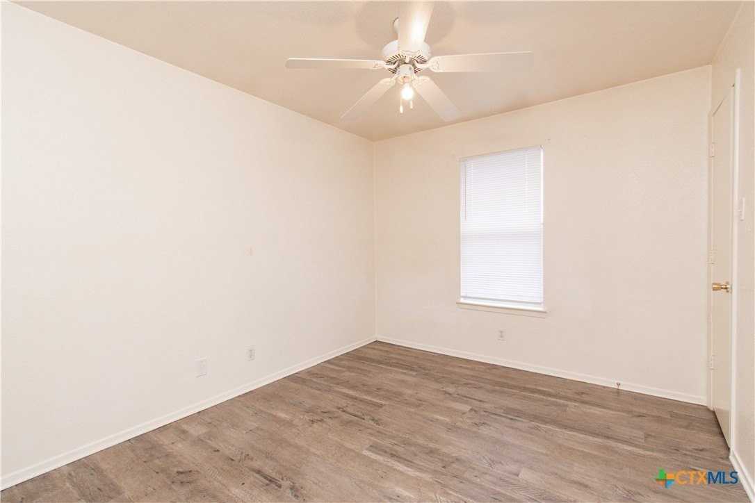 2018 Cedarhill Dr Apt C #C - Photo 7 of 13