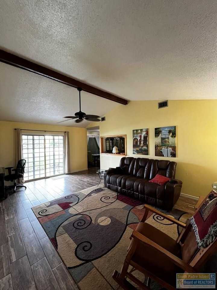 603 Continental Dr - Photo 6 of 14