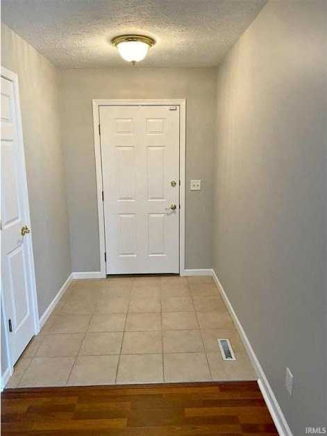 10649 Midway Dr - Photo 2 of 9