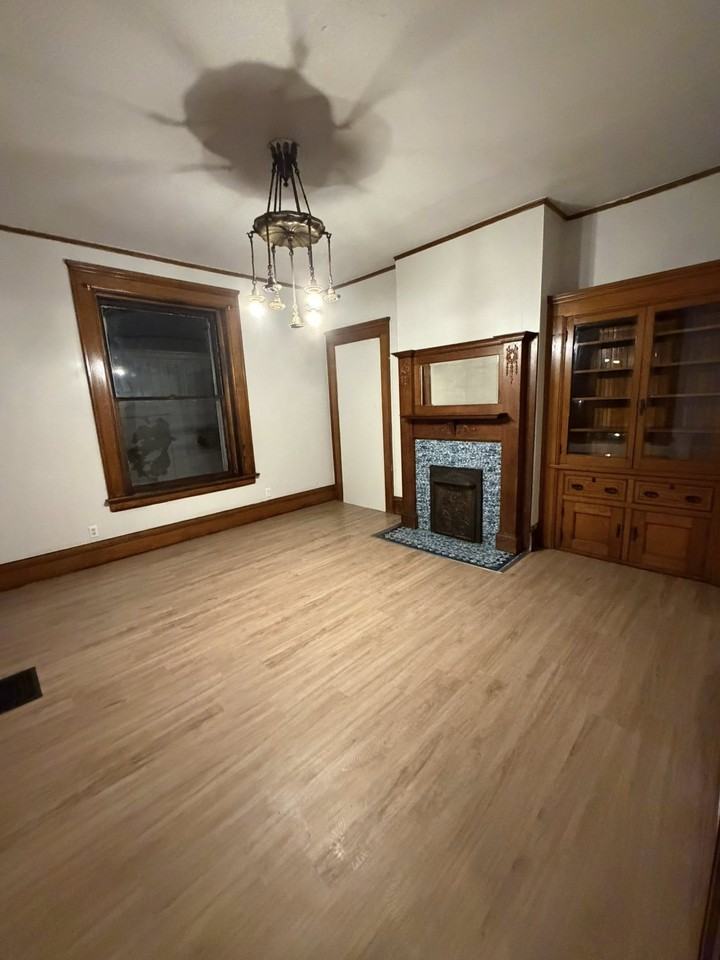 424 1/2 Putnam Ave #424-1-2 - Photo 6 of 10