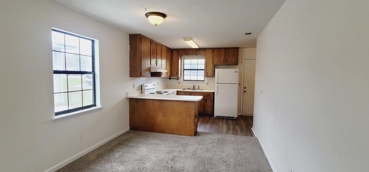 308 Belmont Rd - Photo 3 of 17