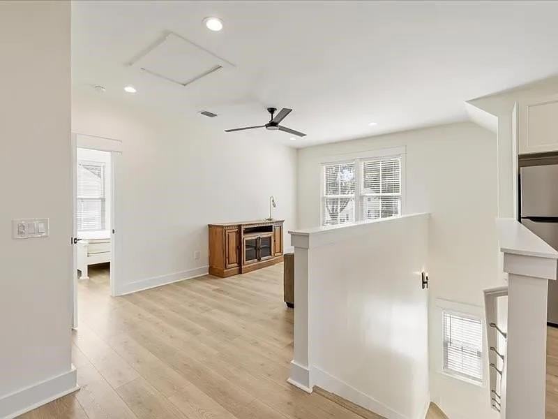 4064 Biltmore Ave ## 1 - Photo 3 of 10