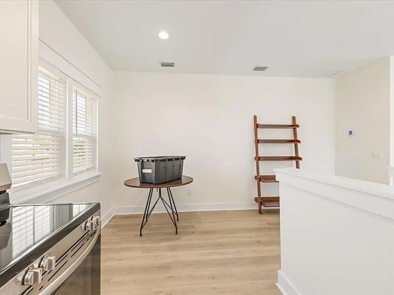 4064 Biltmore Ave ## 1 - Photo 6 of 10