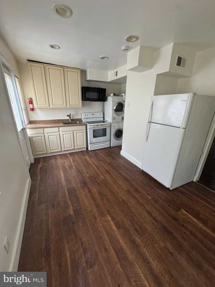 3920 Southern Ave Se Unit A #A - Photo 5 of 8